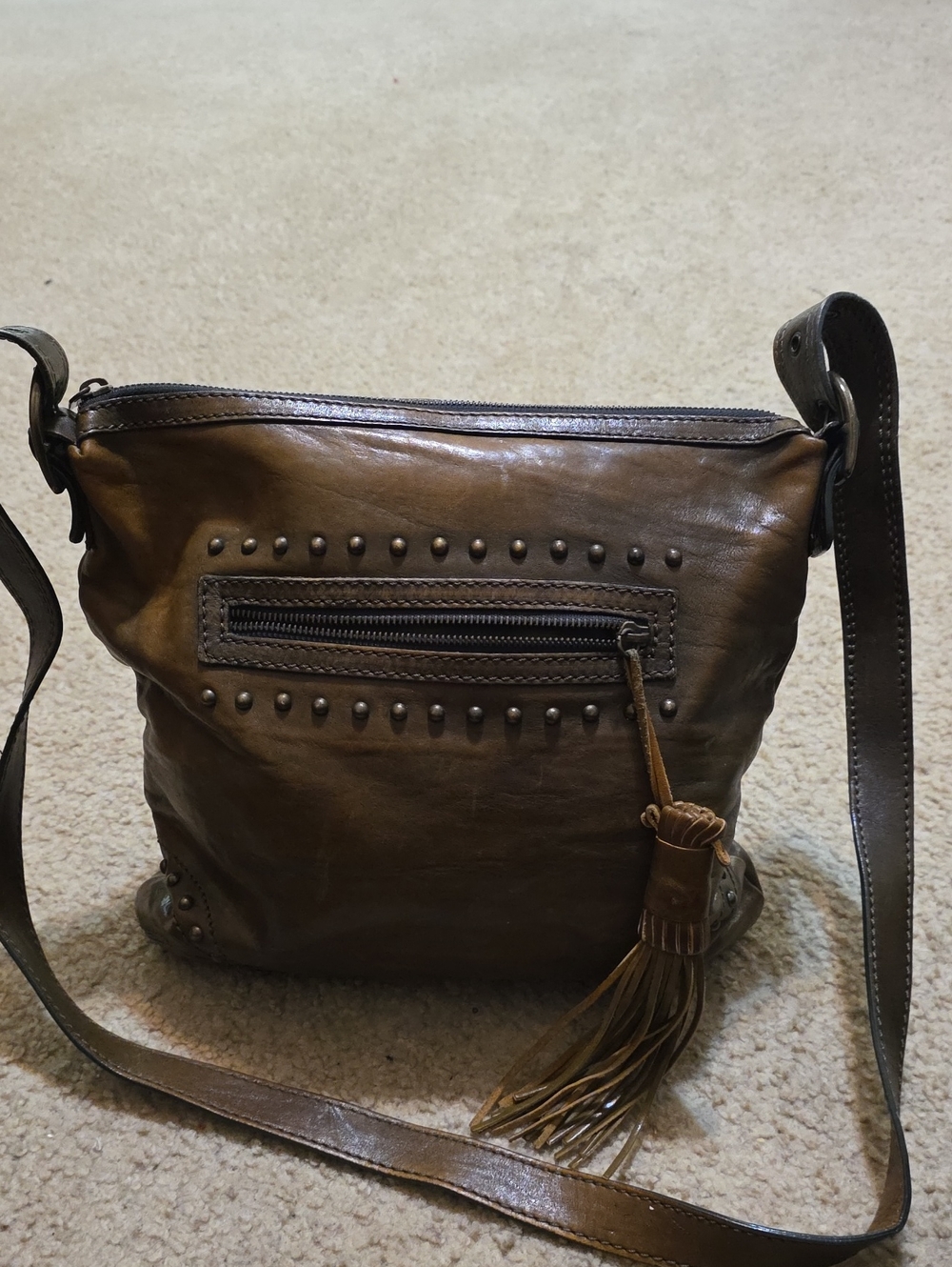 Capaccioli Classic Brown Leather Crossbody Bag with Stud Detail